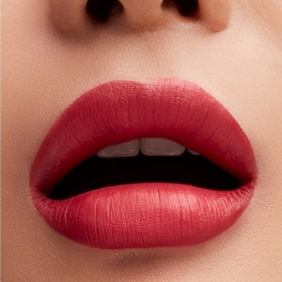 MAC Botanic Panic-Tulip Service - Picture 10 of 11